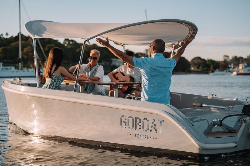 Electric Picnic Boat Rental in Sydney (Cabarita) - Choosing one, two or three hours