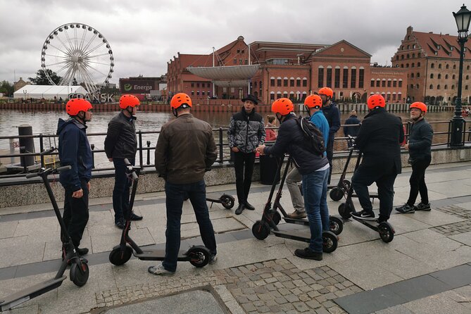 Electric Scooter Tour: Full Tour (Old Town + Shipyard) - 2,5-Hour - Meeting Information