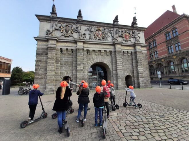 Electric Scooter Tour: Old Town Tour - 1,5-Hour of Magic! - Customer Feedback