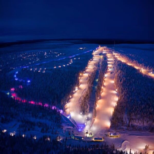 Electric Snowscootering and Tobogganing in Saariselkä - Cancellation and Booking Policy