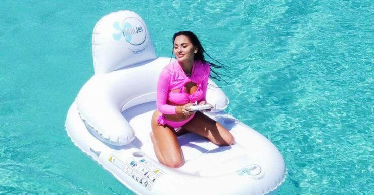 Electric Water Lounger Rental | Relax & Fun for All Ages - Multilingual Instructors and Private Groups
