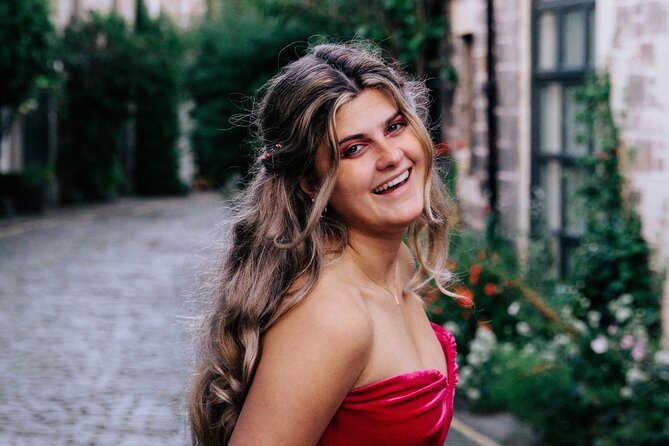 Elegant Professional Private Photoshoot Tour in Edinburgh - Common Questions