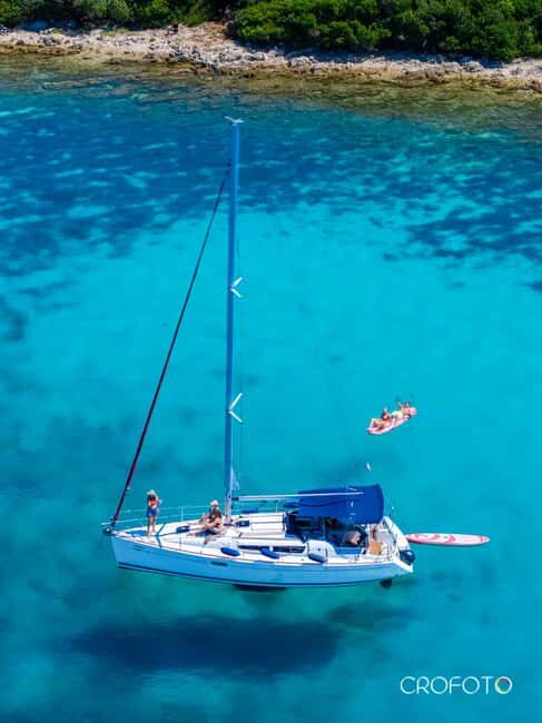 Elegant Yacht Sailing-Half-Day of Pure Bliss - FAQ