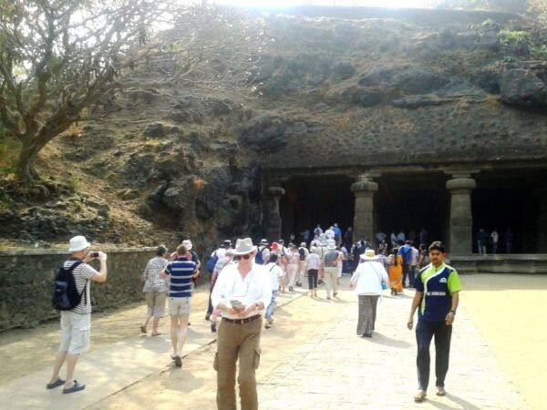 Elephanta Cave Tour With Bollywood Tour - Common Questions