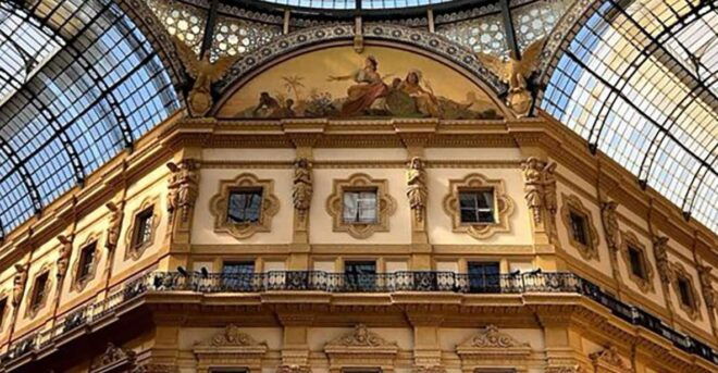 Elevated Ecstasy: Duomo Discovery & Rooftop Marvels! - Full Description Options