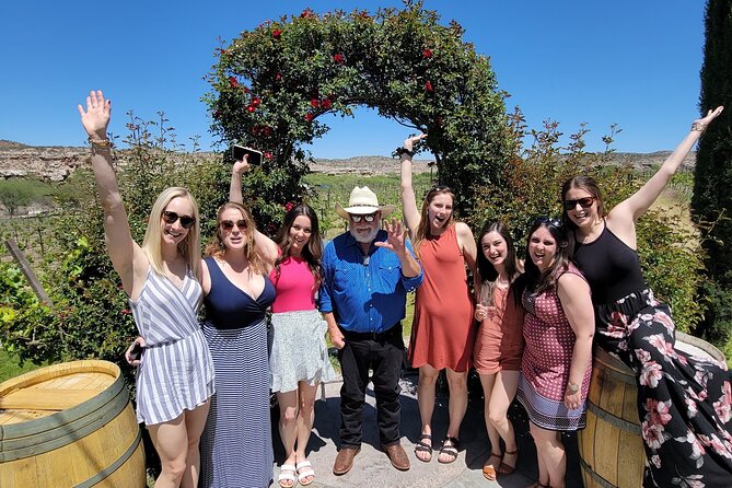 Elevated Social Wine Tours of Sedonas Vineyards - Sedonas Vineyards: A Wine Lovers Paradise