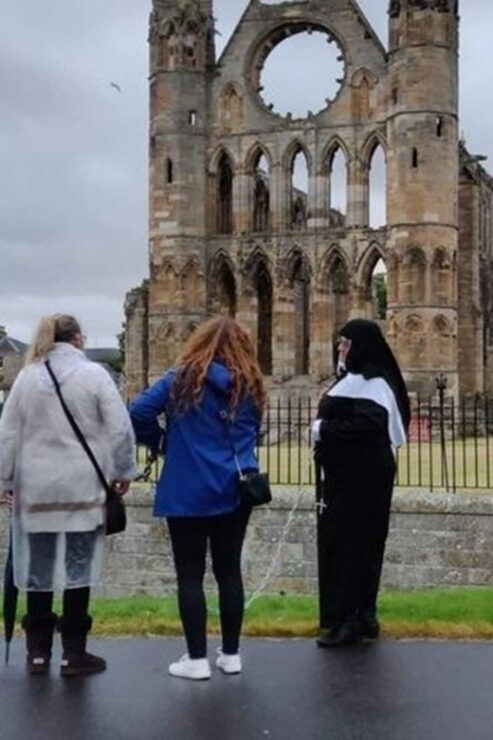Elgin: Cathedral Interior Guided Tour - Tour Highlights and Experience