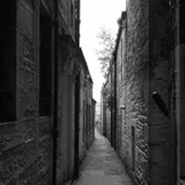 Elgin: In and out the Dusty Closes - The Impact of Epidemics and Community Resilience