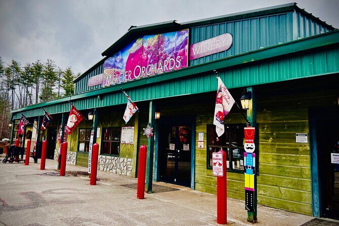 Elijay Hike w/ Waterfall & Wine Tasting Private Tour from ATL - The Sum Up