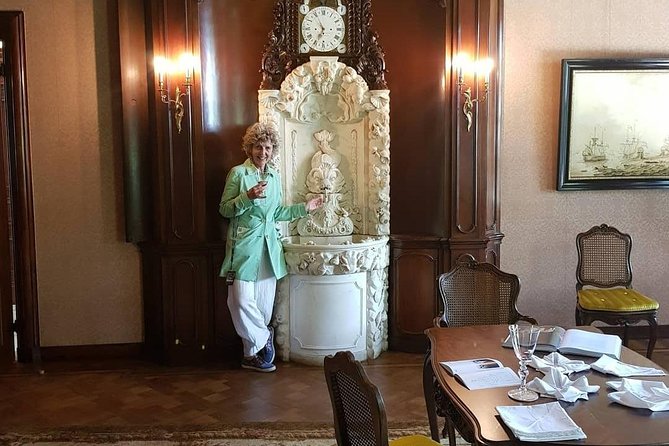 Elisabeths Tailor Made Tours and Services in Amsterdam and the Netherlands. - Inclusive Services and Amenities