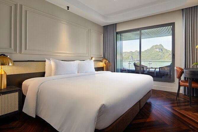 Elite of the Seas Ha Long Bay 6 Star Cruise Infinity Pool (3D/2N) - FAQ