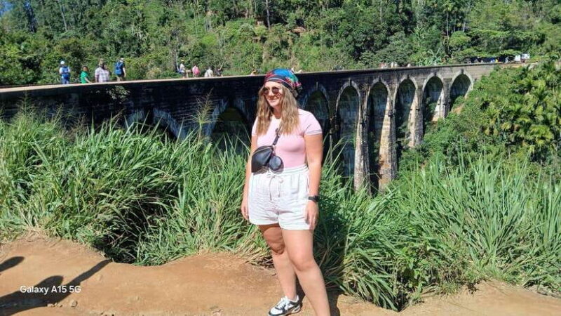 Ella: 9 Arches Bridge, Little Adam's Peak, & Tea Factory - FAQ