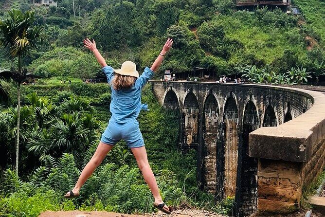 Ella One Day Private Tour with Scenic Train Ride and Tea Factory - Good To Know