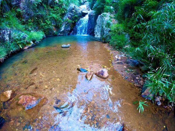 Ella : Private TukTuk Transfer to Kombukara Waterfalls - Recommended Packing List