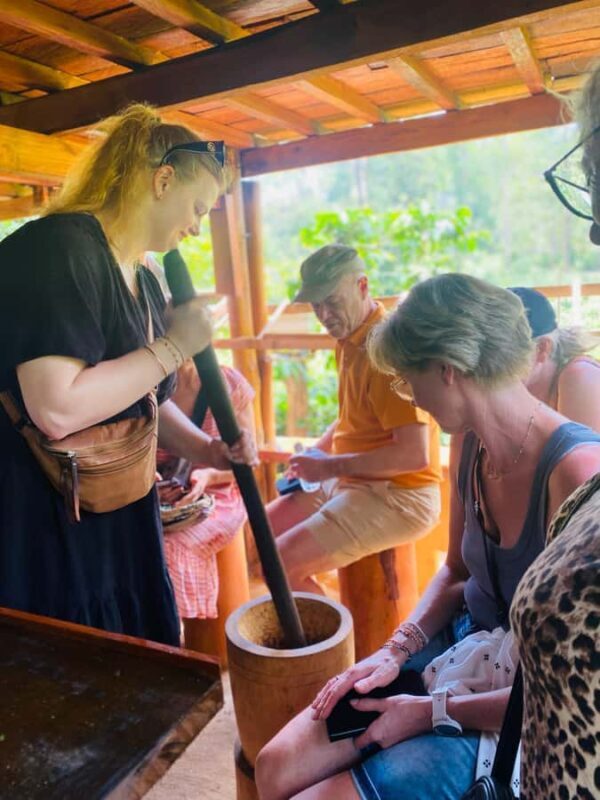 Ella: Tea-Making Experience Tour with Tasting & Snacks - Good To Know