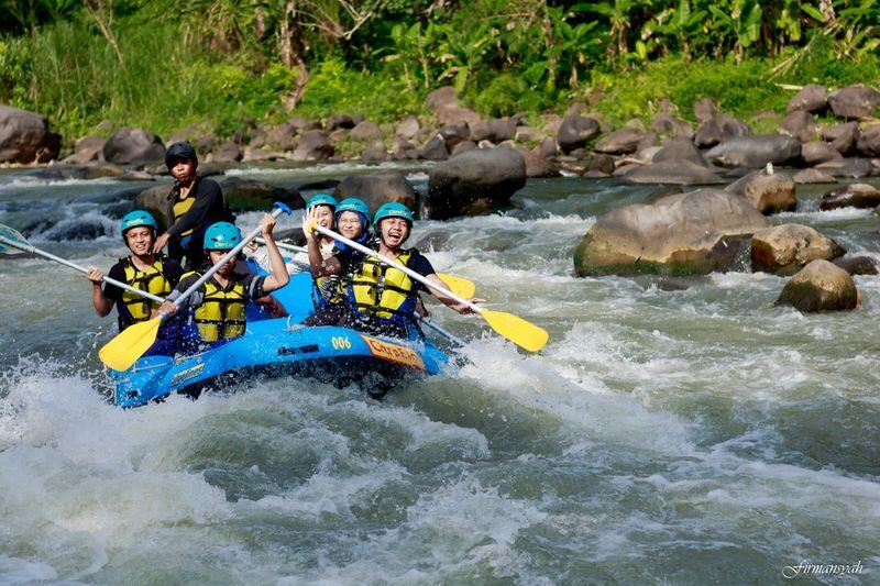 Elo River Rafting & Borobudur (Climb + Guided) Tour in Yogyakarta - At a glance