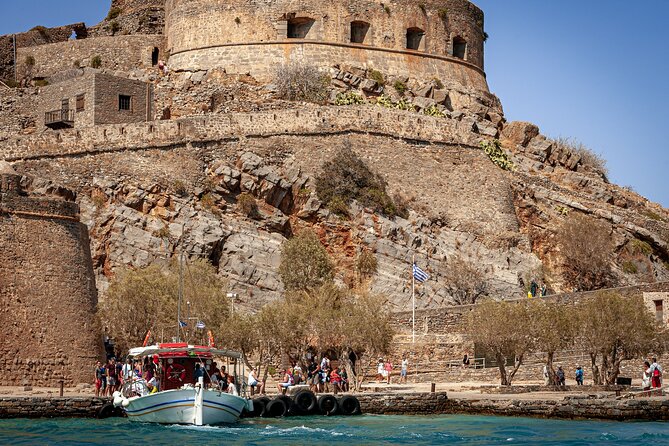 Elounda: Spinalonga Professor Guided Boat Tour With BBQ and Swimming - Reviews