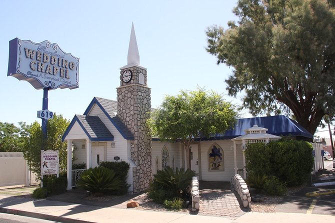 Elvis Themed Wedding or Vow Renewal at Graceland Chapel - Common Questions