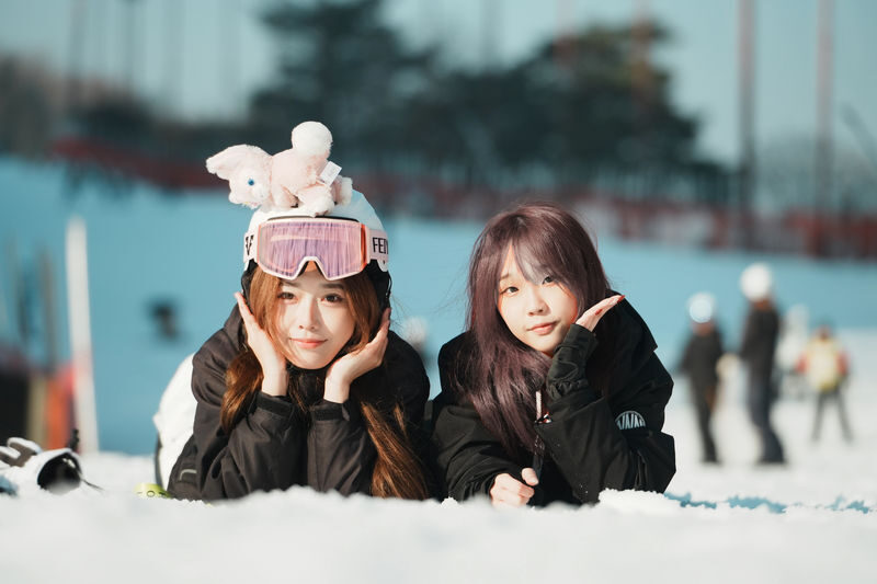 Elysian Gangchon Ski & Snowboard Tour with Gugok Ice Wall Option - Gugok Falls and the non-skier option