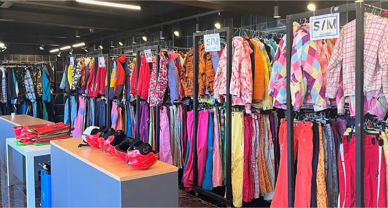 Elysian Ski Resort & Eobi Ice Valley Tour From Seoul - Should you book Elysian and Eobi?