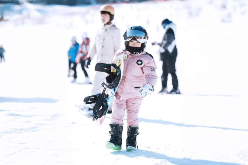 Elysian Ski | Ski Wear+Gear+Moving Walk+ Basic Lesson - Exploring the Experience at Elysian Ski Resort