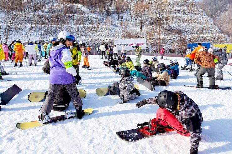 Elysian Snowboard Day Tour (Clothing+Ski Gear+Basic Lessons) - Itinerary and Travel Details
