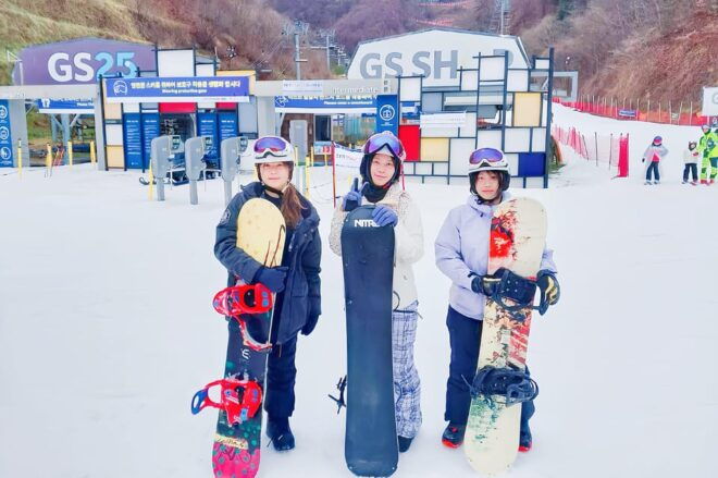 Elysian Snowboard Day Tour(Clothing+Gear+Basic Lessons+Lift) - Additional Costs and Rentals