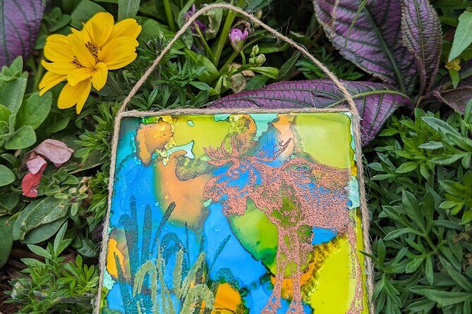 Embossed Alcohol Ink Tile in Estes Park - An In-Depth Look at the Embossed Alcohol Ink Tile Workshop