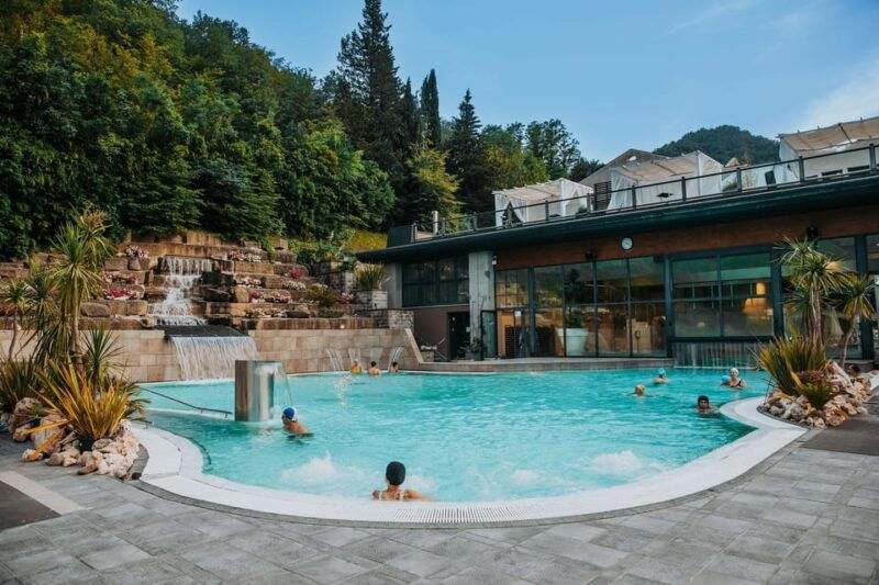 Emilia-Romagna: 25-Minute Massage+Aperitif+2 Hour Pool - The Healing Benefits of a 25-Minute Massage