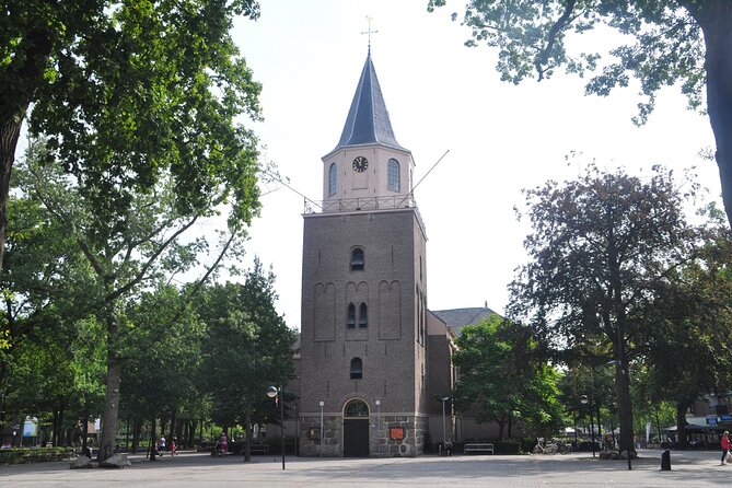 Emmen Self-Guided App-Based Scavenger Hunt - Netherlands - Suitable for Groups of up to Six