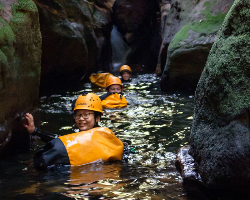 Empress Canyon - Blue Mountains Abseiling and Canyoning Experience - Lunch, wetsuits and the walk to Empress Canyon