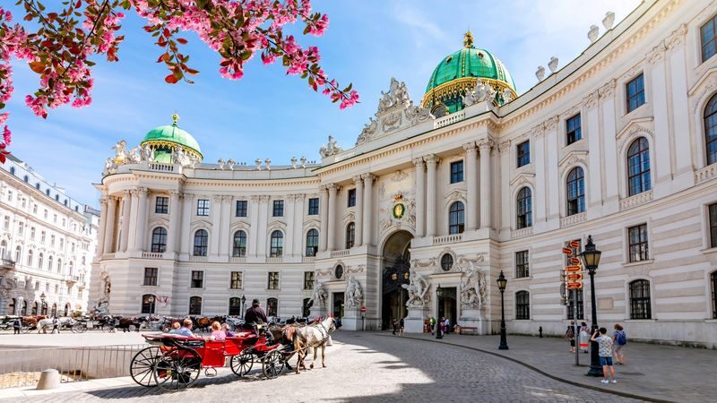 Empress Sisi Museum and Hofburg Courtyards tour in Vienna - Practical details before you book