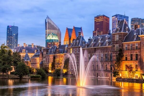 Enchanted Hague: a Romantic Stroll Through Dutch Splendor - Creating Lasting Memories With a Partner