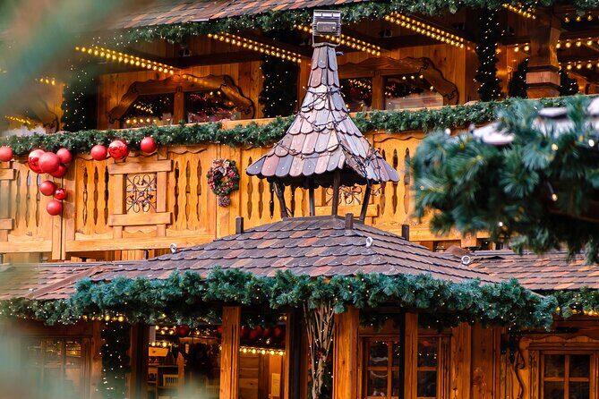 Enchanted Yuletide Walking Tour of Ithaca's Festive Delights - Practical Details and Tips for Travelers