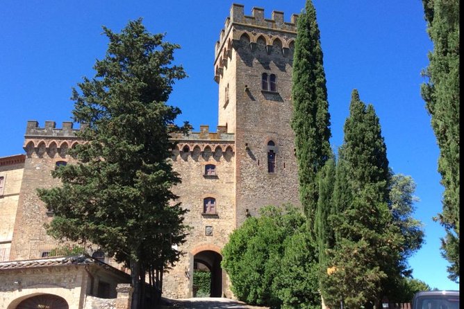 Enchanting Castles With Lunch and Wine Tour - Meeting and Pickup Details