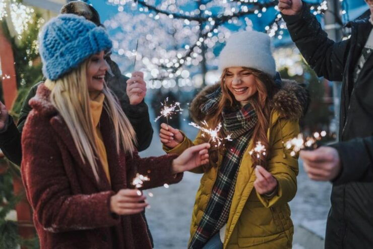Enchanting Christmas Walk Through Inverness - Experience Highlights