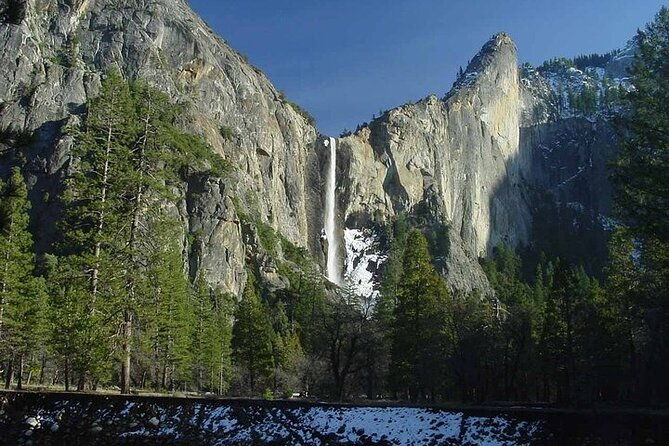 Enchanting Full Day Yosemite National Park Tour from Oakland - Yosemite Falls: A Must-See Icon