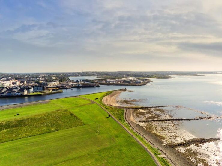 Enchanting Galway: A Romantic Stroll Through History - The Long Walk: Scenic Strolling