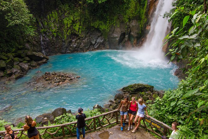 Enchanting Rio Celeste Trek: Unforgettable Rainforest Adventure - Discovering the Enchanting Rio Celeste