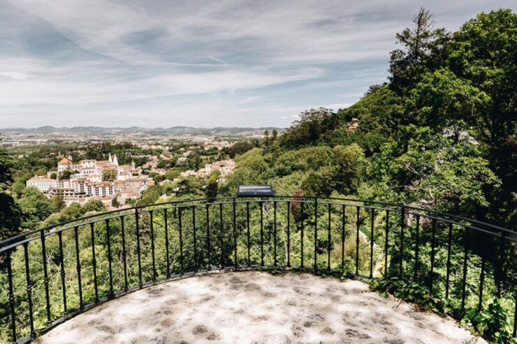 Enchanting Sintra: Palaces, Sweet Indulgences and Wine - Sintra Village: Charming Shops and Wine Tasting