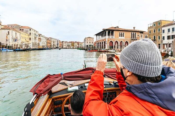 Enchanting Venice: City Walk & Majestic Gondola Ride! - Experience a Majestic Gondola Ride in Venice