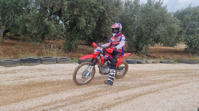 Enduro Class Three Hours - Carregado, Lisbon - Experience Details