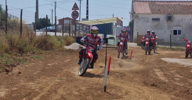 Enduro Class Three Hours - Carregado, Lisbon - What to Bring