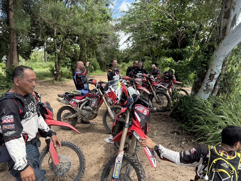 Enduro Madness Dirt Bike Tour Experience in Pattaya - From Pattaya hotels to Bang Lamung trails