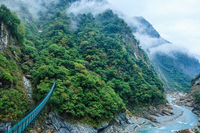 English Guide Taroko National Park Private Day Tour - Guided Itinerary