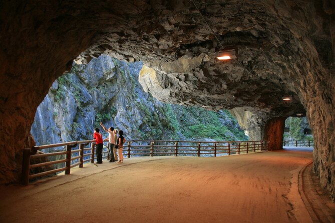 English Guide Taroko National Park Private Day Tour - The Sum Up