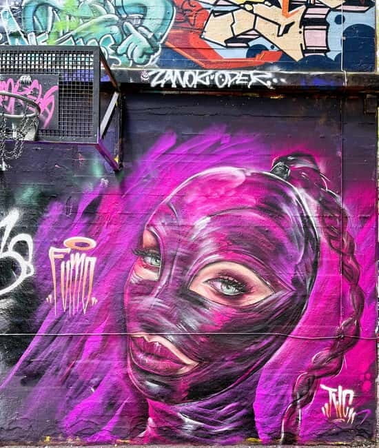 English guided insider tour through the Schanzenviertel - Who Will Love This Tour?