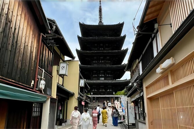 English Guided Private Tour With Hotel Pickup in Kyoto - Pricing and Booking Details
