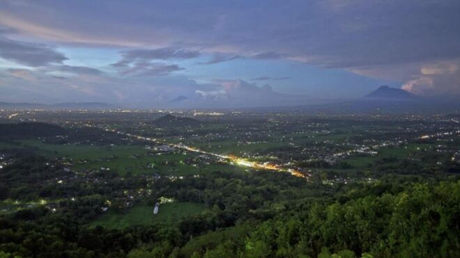 Enjoy a Fun Local Evening in Yogya! - Hidden Gems Exploration