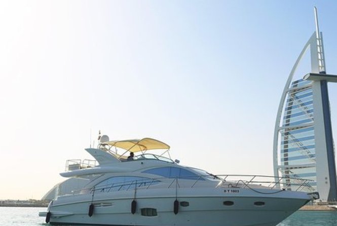 Enjoy Amazing Luxury Yacht Tour With BF From Dubai - Exquisite Onboard Amenities